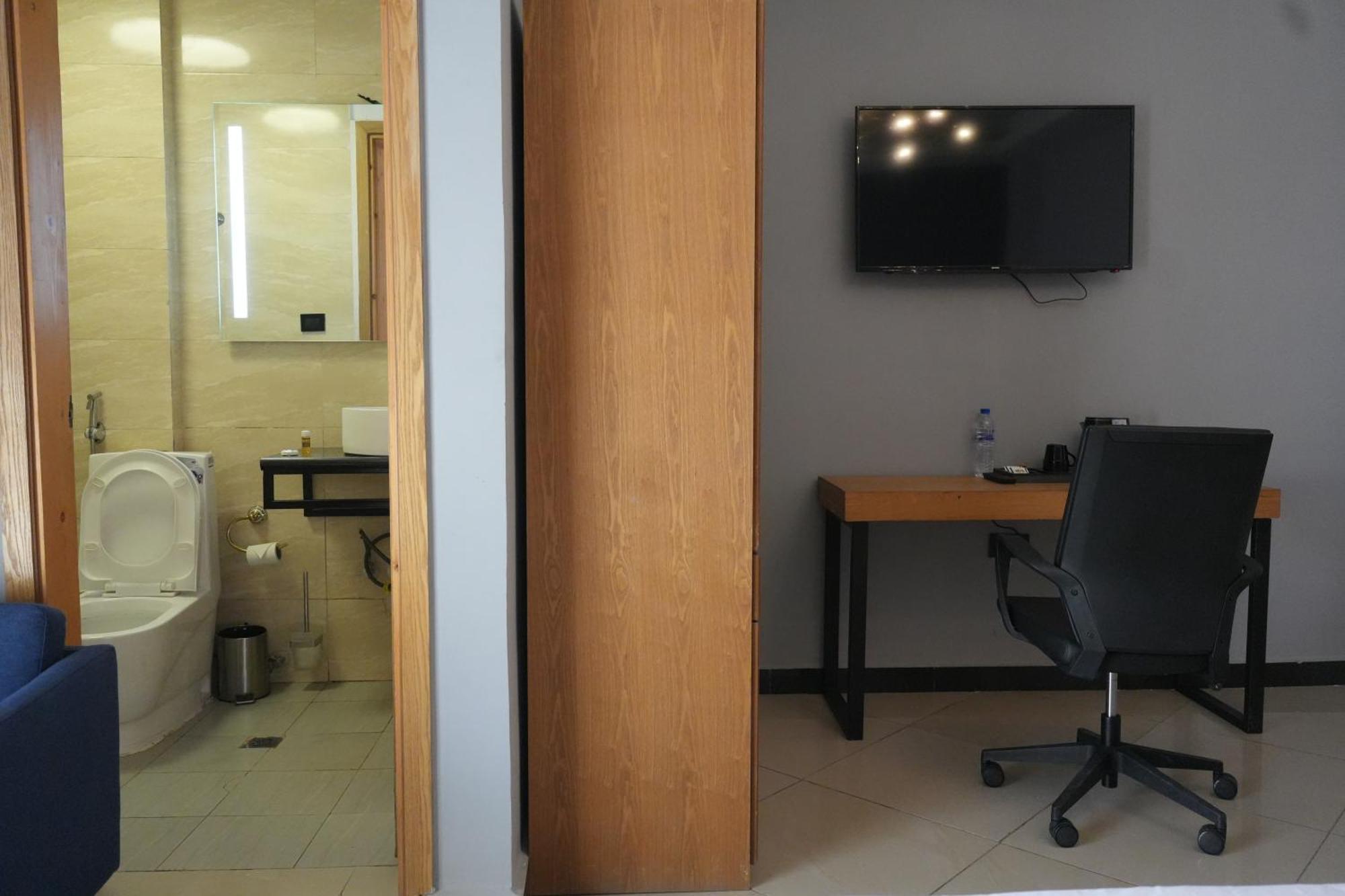 Mazeki Addis Boutique Hotel Zewnętrze zdjęcie